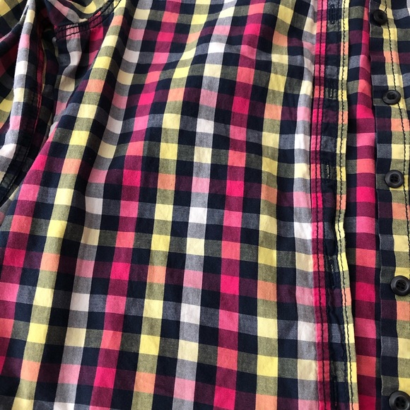 🐮2/$15 Bluenotes Checkered Button-Up - Picture 2 of 6